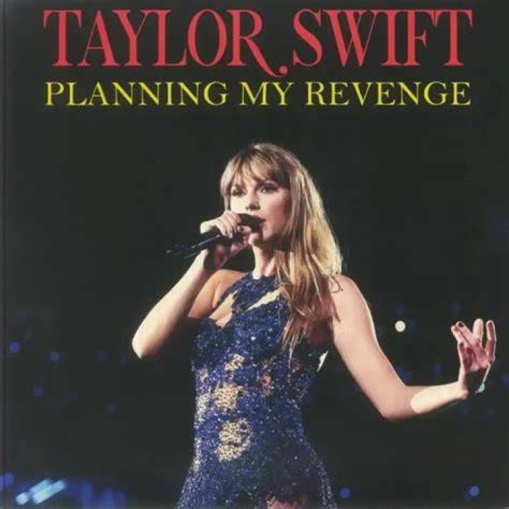 Taylor Swift Rocks The &ldquo;Revenge Dress&rdquo;