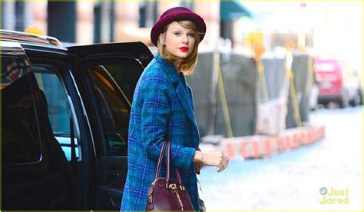 Taylor Swift Thanksgiving Day Parade