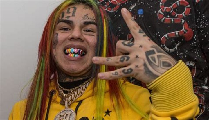 Tekashi 6ix9ine Tekashi69 launches LYFE, Ladies Night at BASE Dubai, United Arab Emirates - 28 Sep 2018 This Thursday, LYFE featured an exclusive performance from New York rapper Tekashi69 for the first time in the Middle East, and DJs Tony Vegas and DJ AIK, who mesmerised the crowds with their nu disco mixes and hip-hop performances. BASE Dubai saw an endless line on Thursday night, where the crowd queued up to watch the rapper perform his famous hits &lsquo;FEFE&rsquo; and &lsquo;Get the strap&rsquo; BASE Dubai successfully launched their first ladies night on Thursday which sold out and due to high demands 6ix9ine agreed to perform the following night on Friday!
