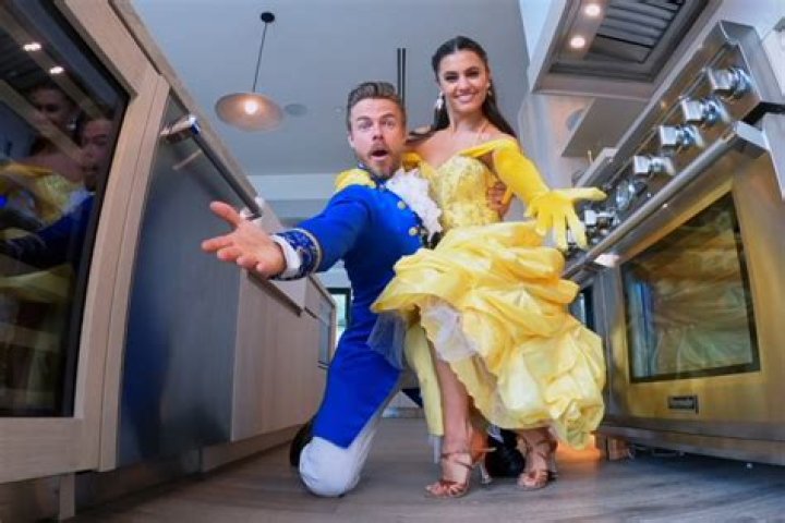 THE DISNEY FAMILY SINGALONG - Celebrating family, music and the love of all things Disney, Ryan Seacrest hosts a magical one-hour television special, "The Disney Family Singalong," aired THURSDAY, APRIL 16 (8:00-9:02:45 p.m. EDT), on ABC. (ABC)RYAN SEACREST