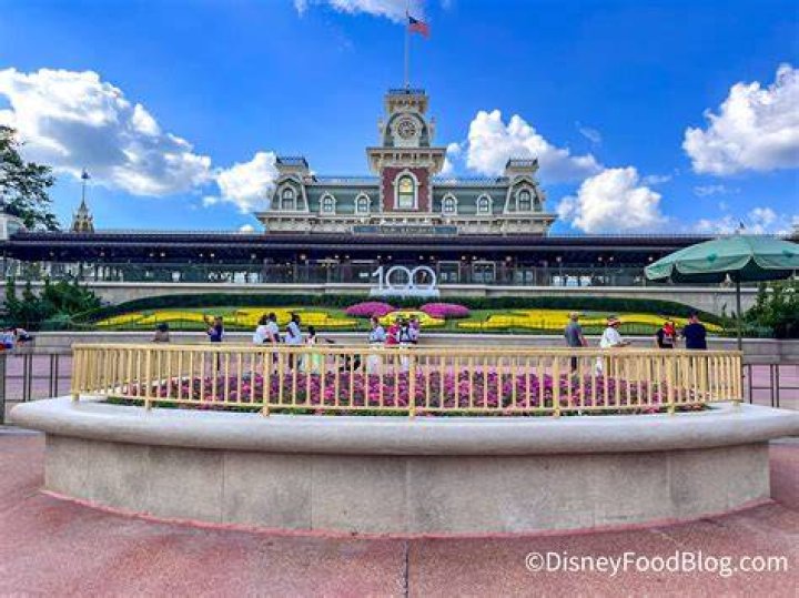 The entrance to the Magic Kingdom at Disney World is empty as the theme park was closed because of Hurricane Irma, in Lake Buena Vista, Fla. Other tourists attractions including Universal Studios and Sea World were also closed and planned to reopen TuesdayHurricane Irma Florida, Lake Buena Vista, USA - 10 Sep 2017