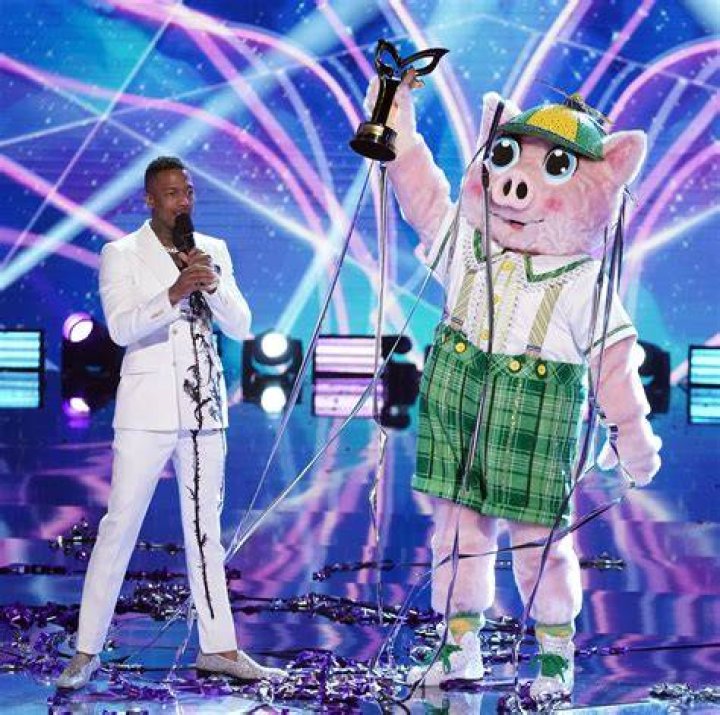 THE MASKED SINGER: Nick Lachey in the &ldquo;Finale&rdquo; episode of THE MASKED SINGER airing Wednesday, May 26 (8:00-9:00 PM ET/PT), &copy; 2021 FOX MEDIA LLC. CR: Michael Becker/FOX.