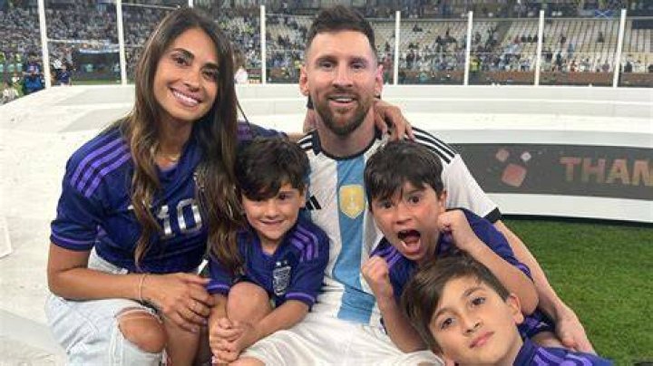The Messi Family At The 2019 Ballon d Or Ceremony