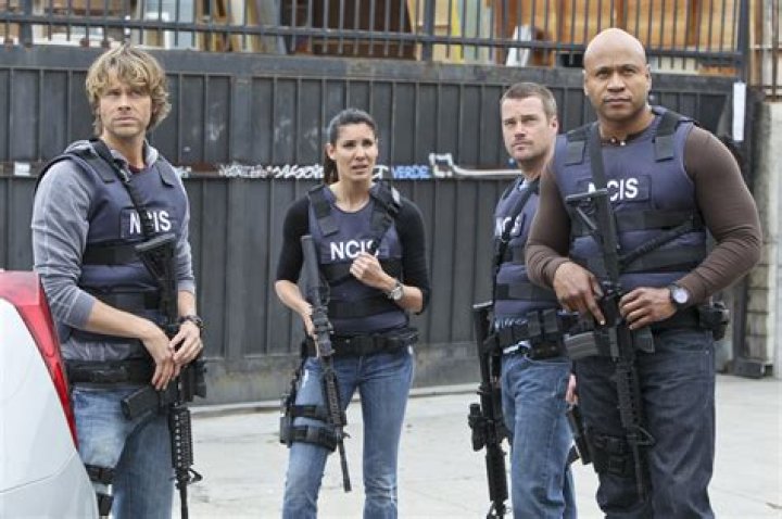 The NCIS: LA team in the OPS center discussing a case. Pictured: Miguel Ferrer (NCIS Assistant Director Owen Granger). Daniela Ruah (Special Agent Kensi Blye), Eric Christian Olsen (LAPD Liaison Marty Deeks), Renne Felice Smith (Intelligence Analyst Nell Jones), Eric Christian Olsen (LAPD Liaison Marty Deeks), Chris O'Donnell (Special Agent G. Callen), Linda Hunt (Henrietta "Hetty" Lange), LL COOL J (Special Agent Sam Hanna), Barrett Foa (Tech Operator Eric Beale). NCIS: LOS ANGELES airs Tuesdays, (9:00-10:00 PM, ET/PT) on the CBS Television Network. Photo: Cliff Lipson/CBS &copy;2013 CBS Broadcasting, Inc. All Rights Reserved.