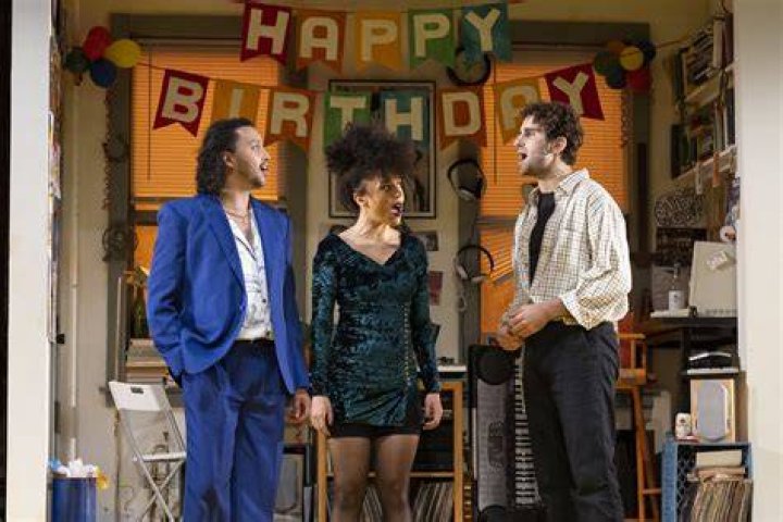 tick, tick...BOOM! (L-R) ANDREW GARFIELD as JONATHAN LARSON in tick, tick...BOOM!. Cr. MACALL POLAY/NETFLIX &copy; 2021