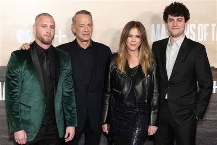 tom hanks, chet hanks, rita wilson