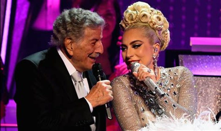 Tony Bennett & Lady Gaga on a red carpet