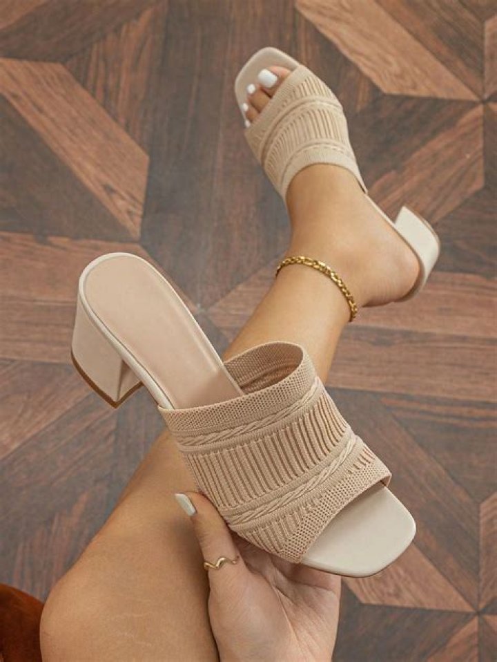 Top Mule Sandals