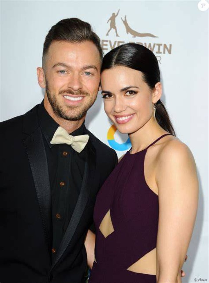 Torrey DeVitto Artem Chigvintsev