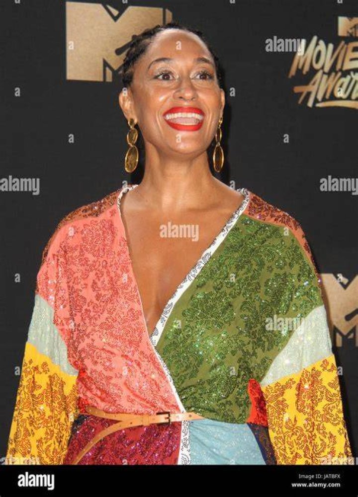 tracee-ellis-ross-mtv-awards-2017-best-dressed