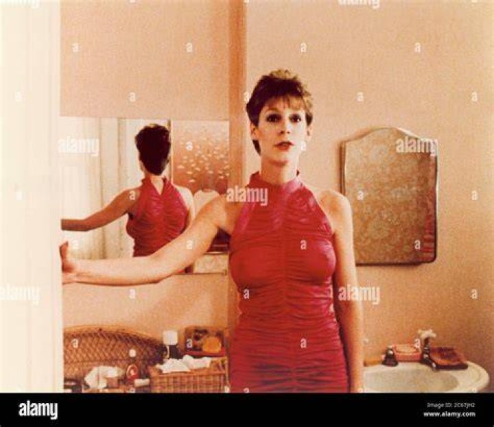 TRADING PLACES, Jamie Lee Curtis, 1983, &copy;Paramount/Courtesy: Everett Collection