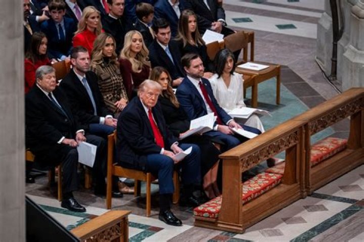 trump-prayer-service-7