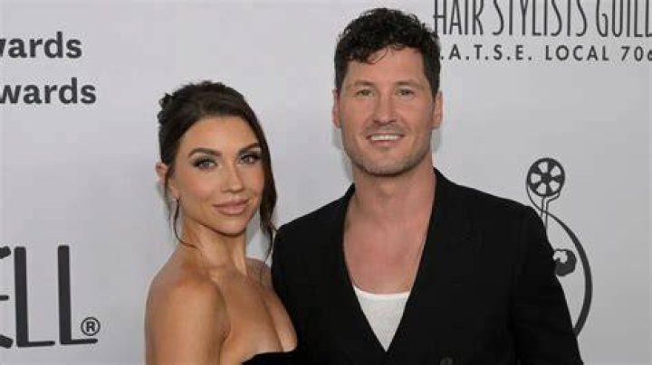 Val Chmerkovskiy & Jenna Johnson