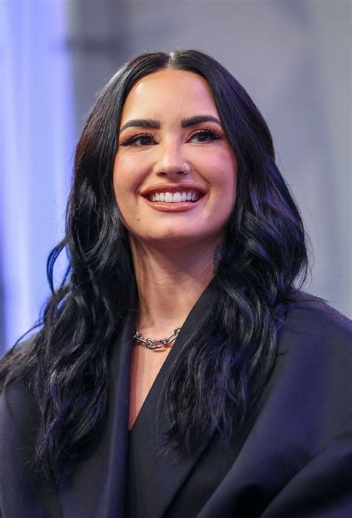 Valencia, CA - Demi Lovato and Noah Cyrus Step out to the Space Jam Premiere at Six Flags Magic Mountain. Pictured: Demi Lovato and Noah Cyrus BACKGRID USA 30 JUNE 2021 USA: +1 310 798 9111 / UK: +44 208 344 2007 / *UK Clients - Pictures Containing Children Please Pixelate Face Prior To Publication*
