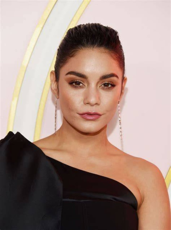 Vanessa Hudgens At The 2018 American Music Awards