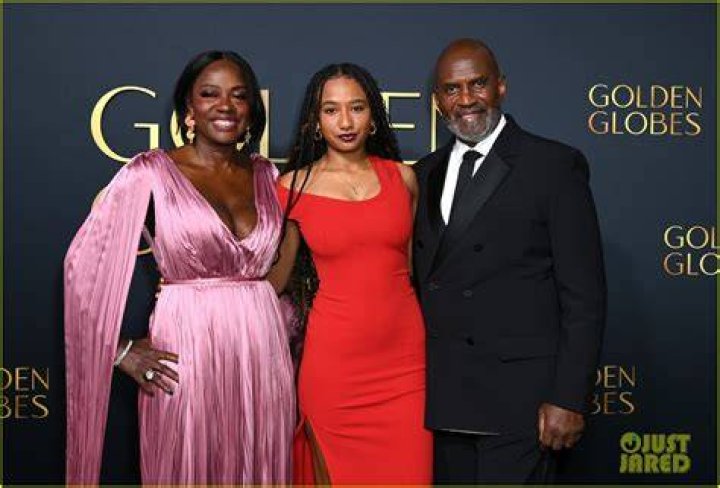 Viola Davis, Genesis Tennon