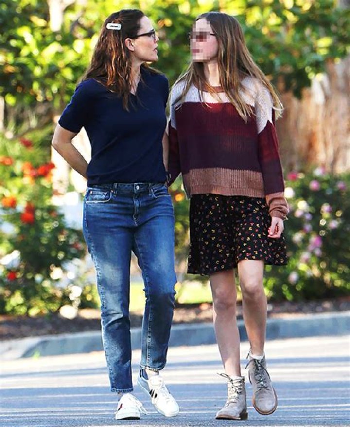 Violet Affleck Is Taller Than Mom Jennifer Garner