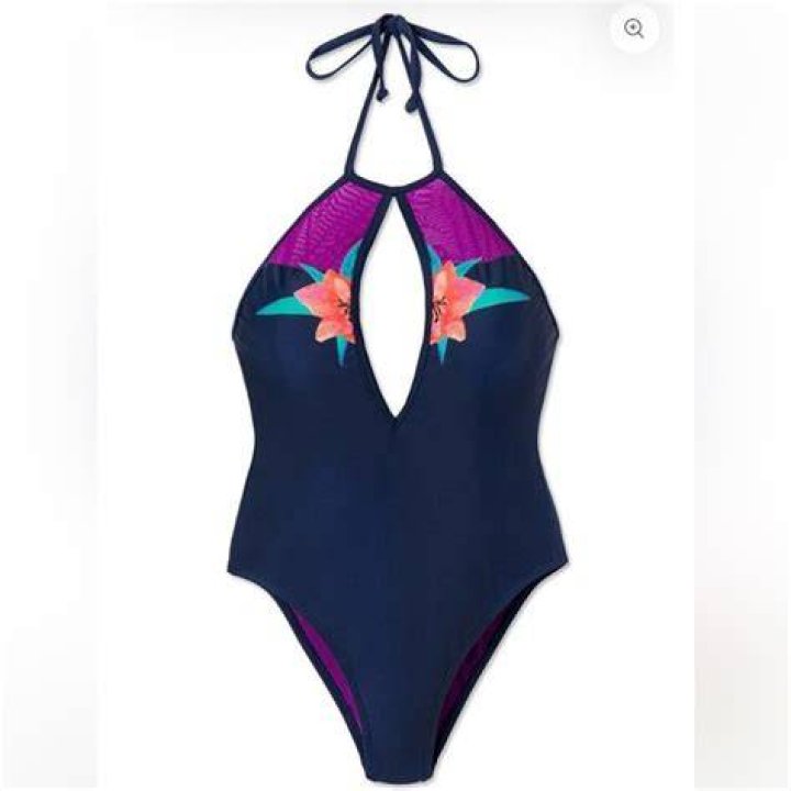 Wet Swimwear