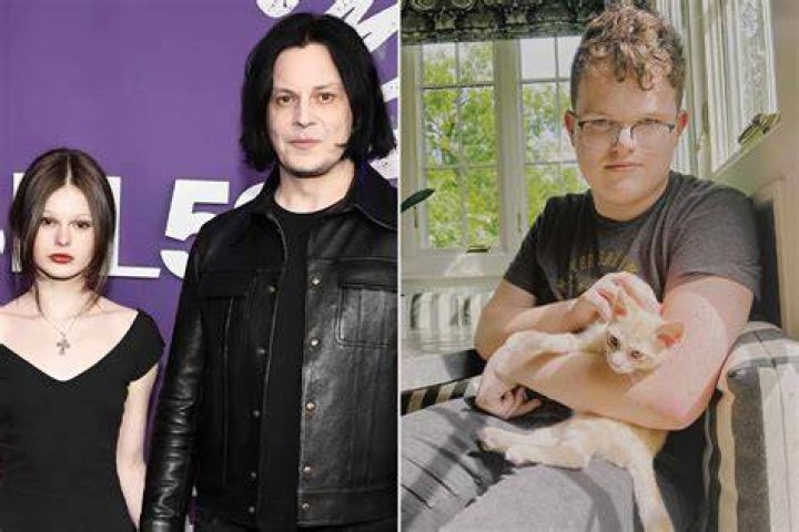 WHITE Jack White, left, and his partner in The White Stripes, Meg White, accept their Breakthrough Video award for "Fell In Love With a Girl" during the MTV Video Music Awards at New York's Radio City Music Hall MTV AWARDS, NEW YORK, USA