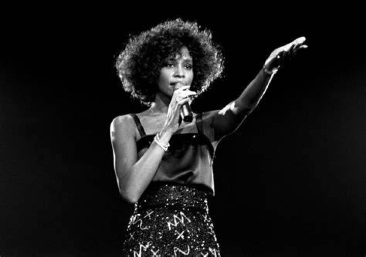 Whitney Houston At The &lsquo;I Look to You&rsquo; Official Playback