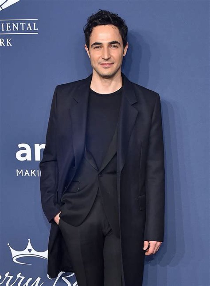 Zac-Posen-5