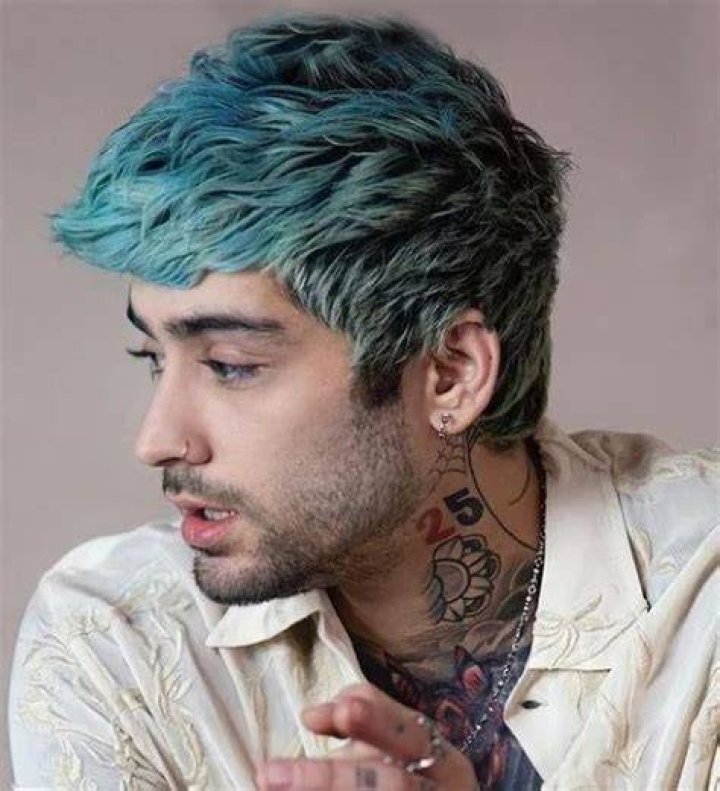 zayn malik green hair